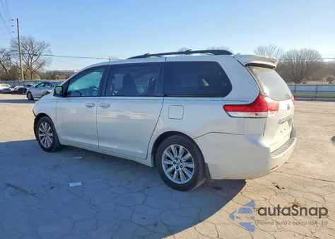 2014 Toyota Sienna Xle z USA, uszkodzony, nr VIN 5TDYK3DC9ES422677